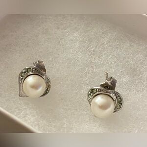 Boscovs Stirling Silver and Pearl Heart Earrings